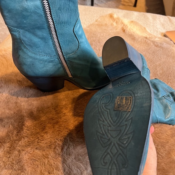 New without the box. Free People Bryden Western boots. - Picture 7 of 7